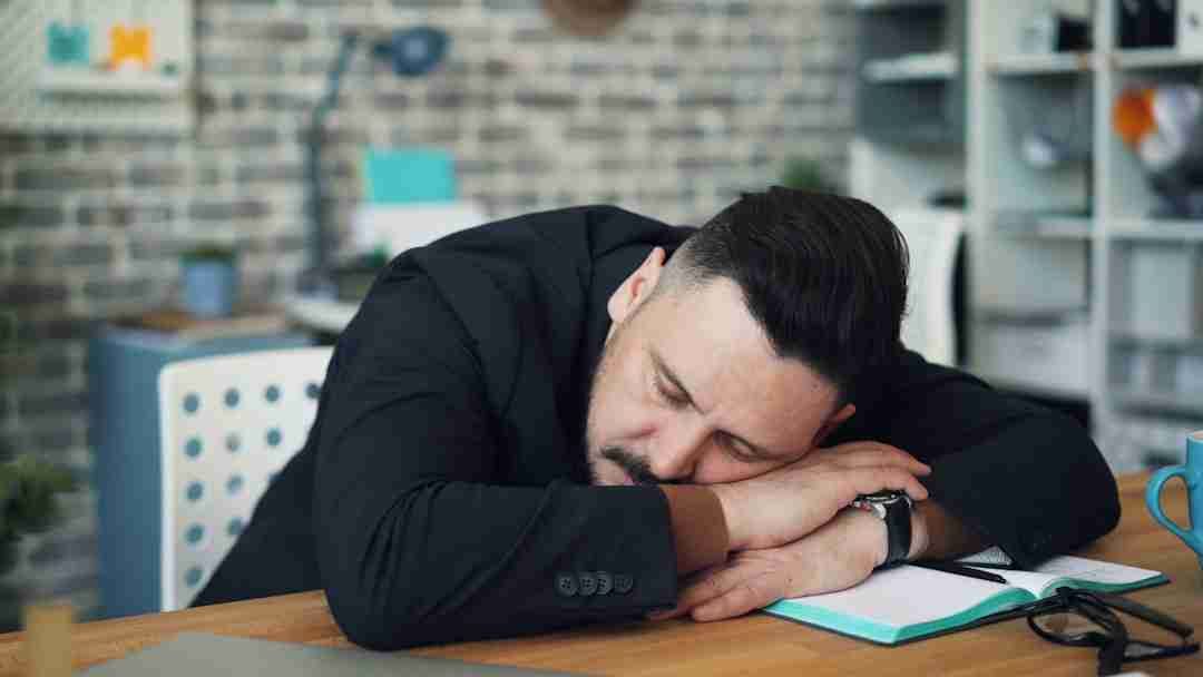 Why That Afternoon Snack Might Be Making You Sleepy