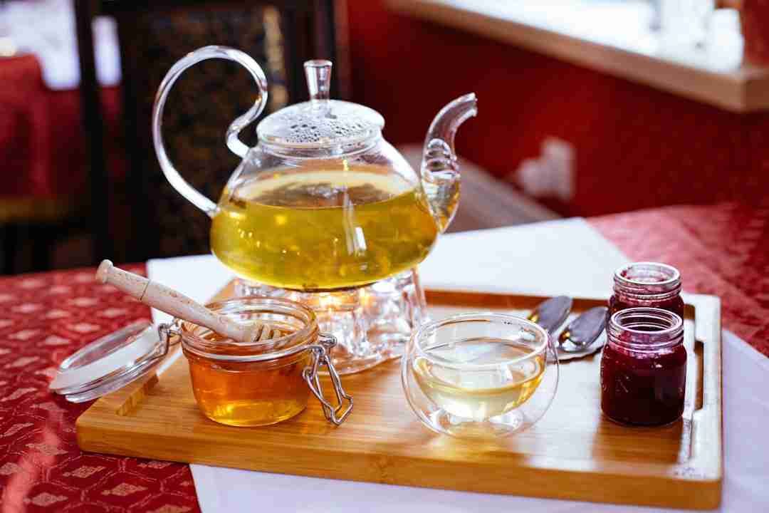 Harnessing Honey: The Sweet Solution to Soothing Sore Throats