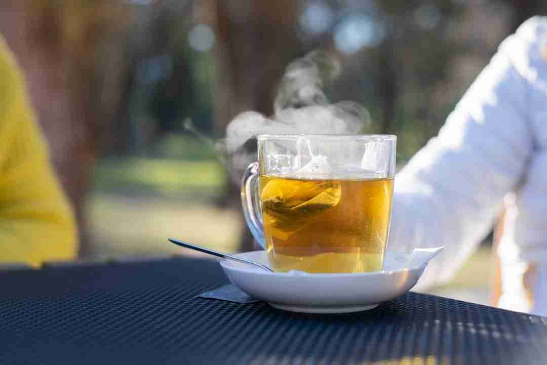Harnessing Herbal Teas for Nighttime Calm