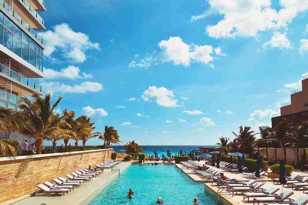 Unplugged Weekend: Rediscovering Balance in a Digital Detox Retreat