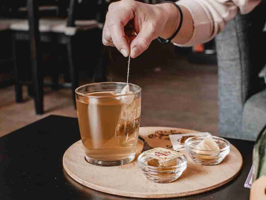 Healing Headaches with Sage and Lavender: A Nature-Inspired Rescue
