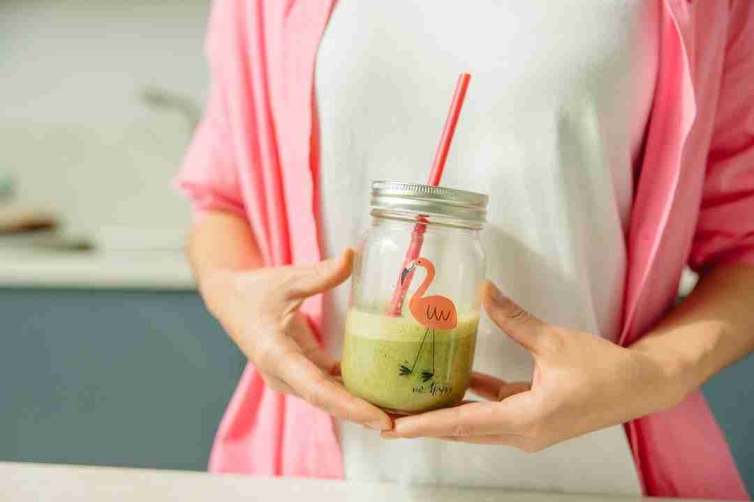 Reset Your Day With a Midday Smoothie Ritual