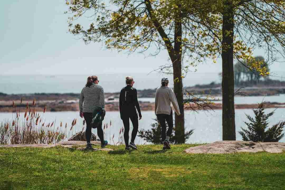 Rediscovering Tranquility: The Art of Mindful Walking